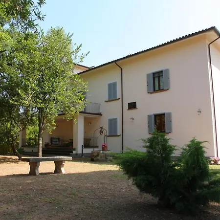 Casale Zuccari كابرارولا